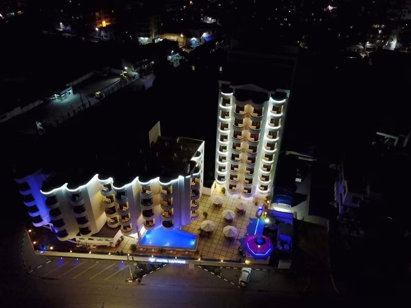 Hotel Sapphire