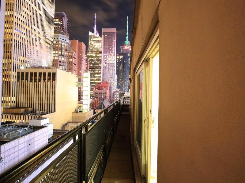Radio City Apartments