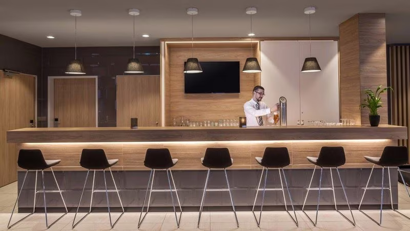 Holiday Inn Express Wuppertal - Hauptbahnhof by IHG