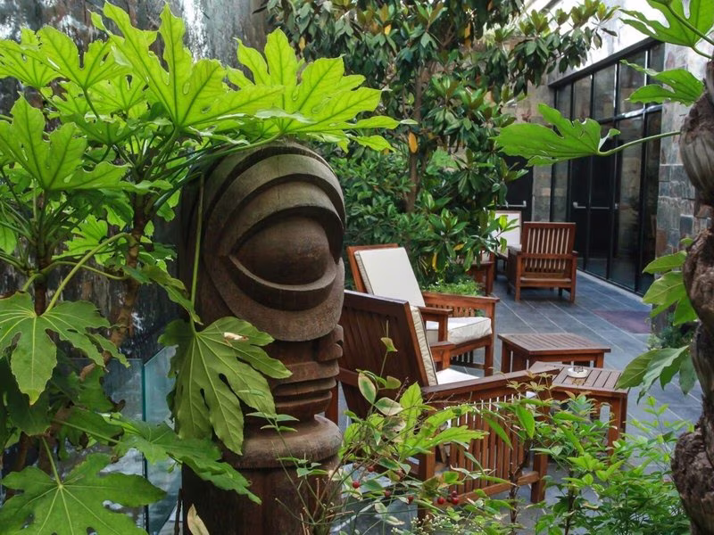 Grand Palace Hotel