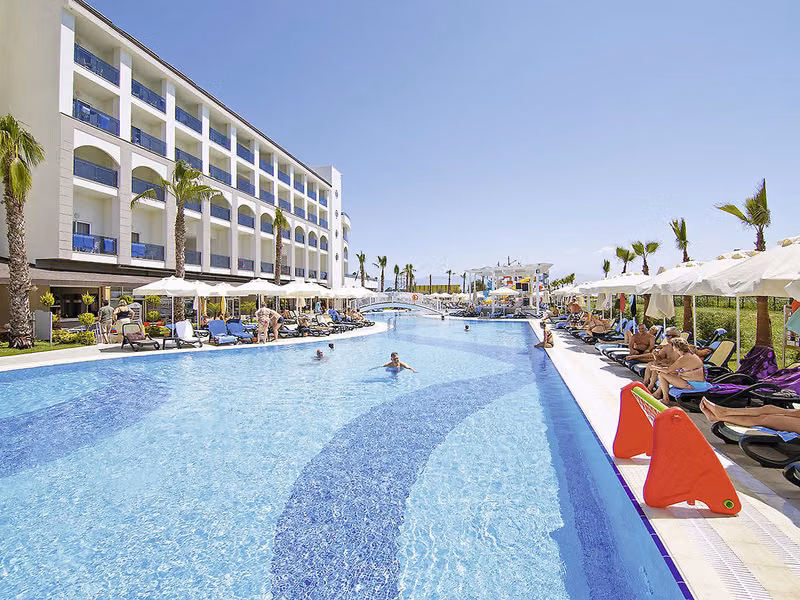 Hotel LRS Port River & Spa