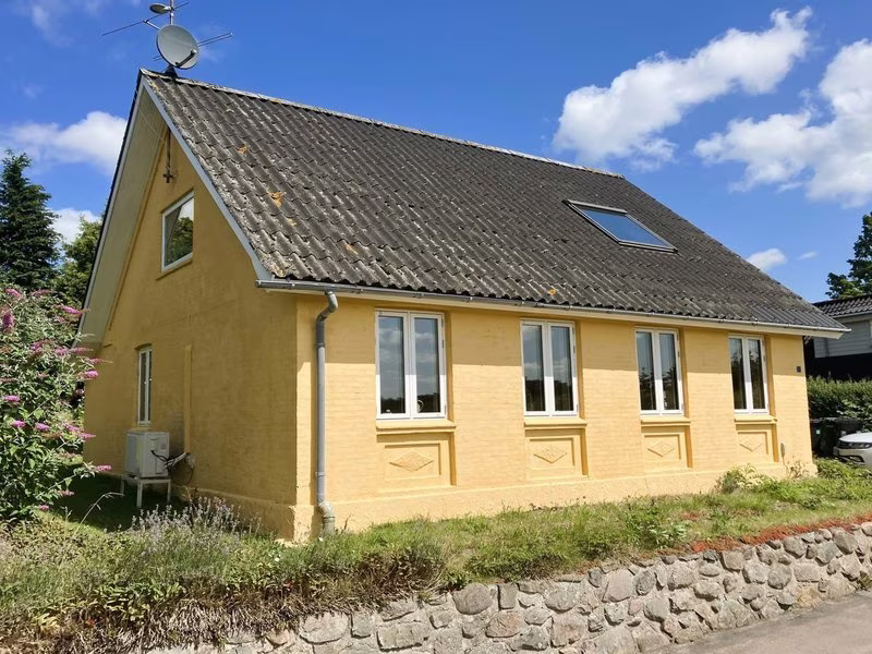 'Thessa' - 4km from the sea / 6 pax