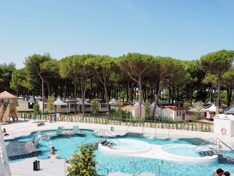 Camping Village Cavallino / 4 pax