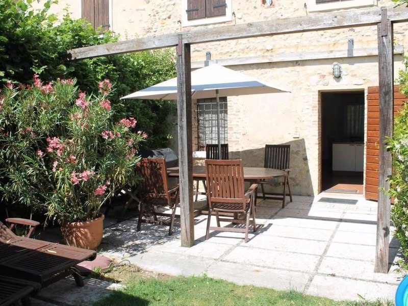in Carlotte mit Eigenem Garten / 5 pax