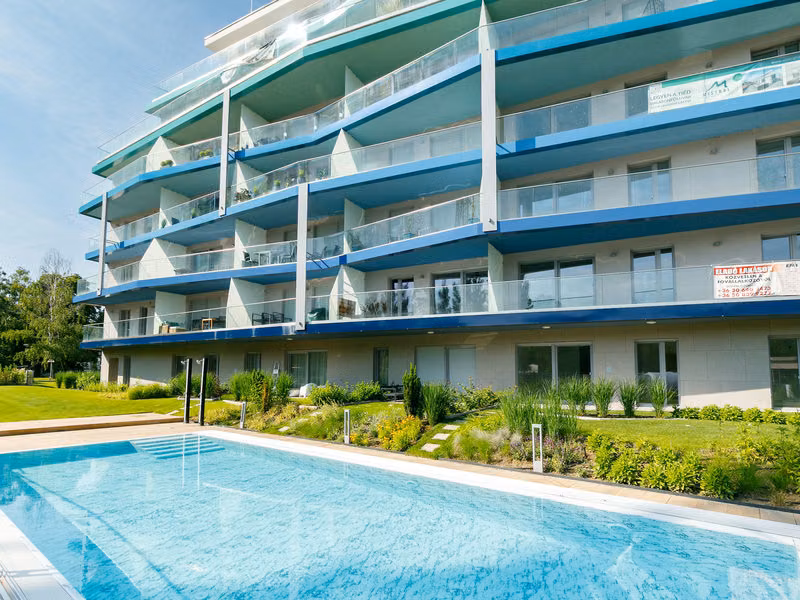 Mistral / 4 pax