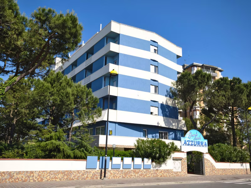 Grand Azzurra Club