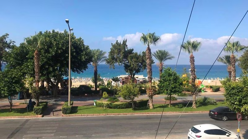 Cleopatra Golden Beach