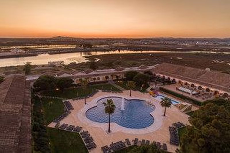 Portugal - Algarve: Zwischen Küstenpfaden und Meeresrauschen ankommen