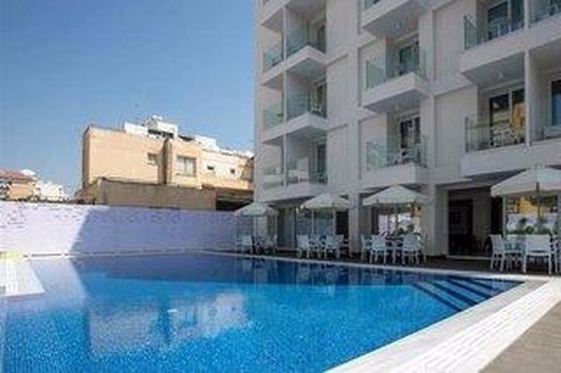 Best Western Plus Larco