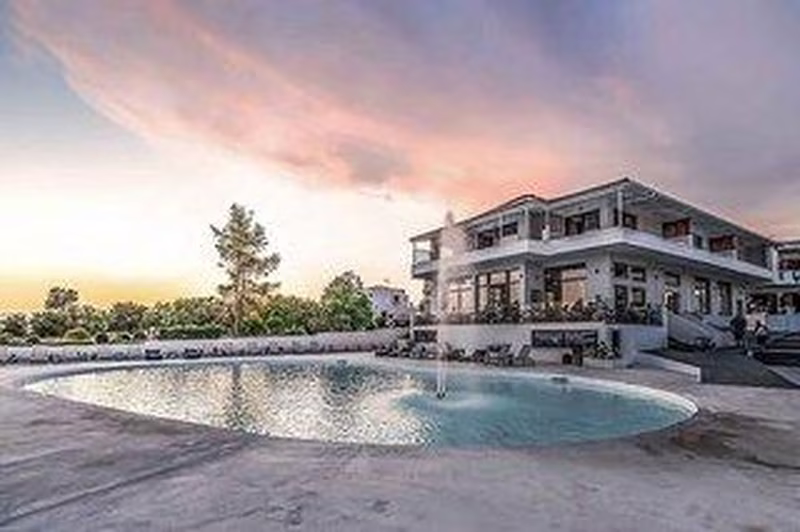 Elion Seaside Resort