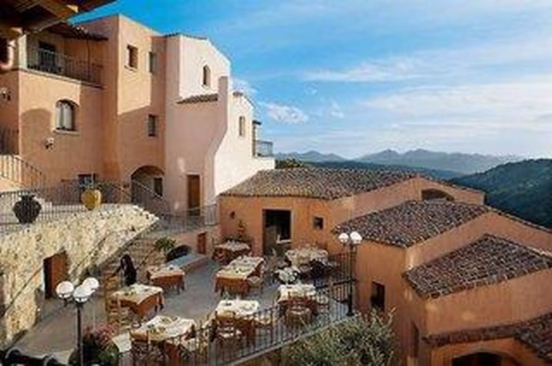 Hotel Arathena