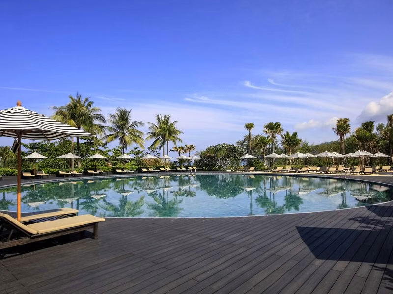 Pullman Phuket Karon Beach Resort