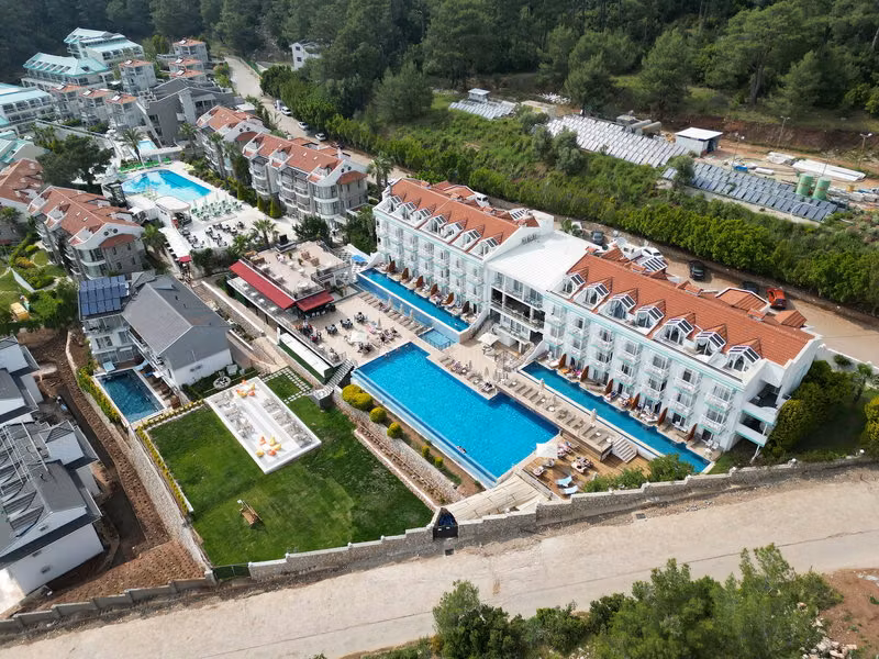 Ramada by Wyndham Fethiye Ölüdeniz (Adults only 16+)