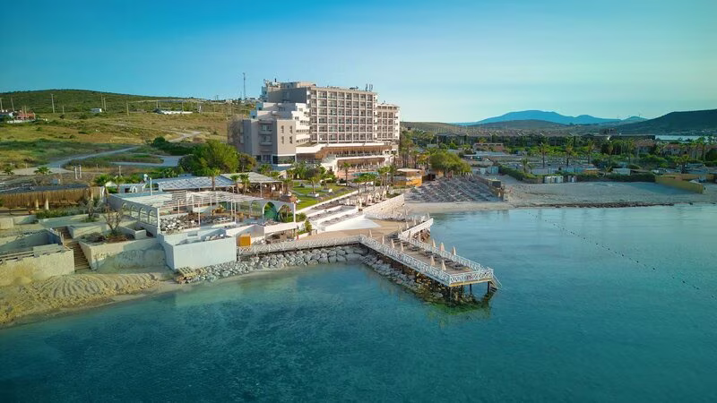 Design Plus Seya Beach Hotel