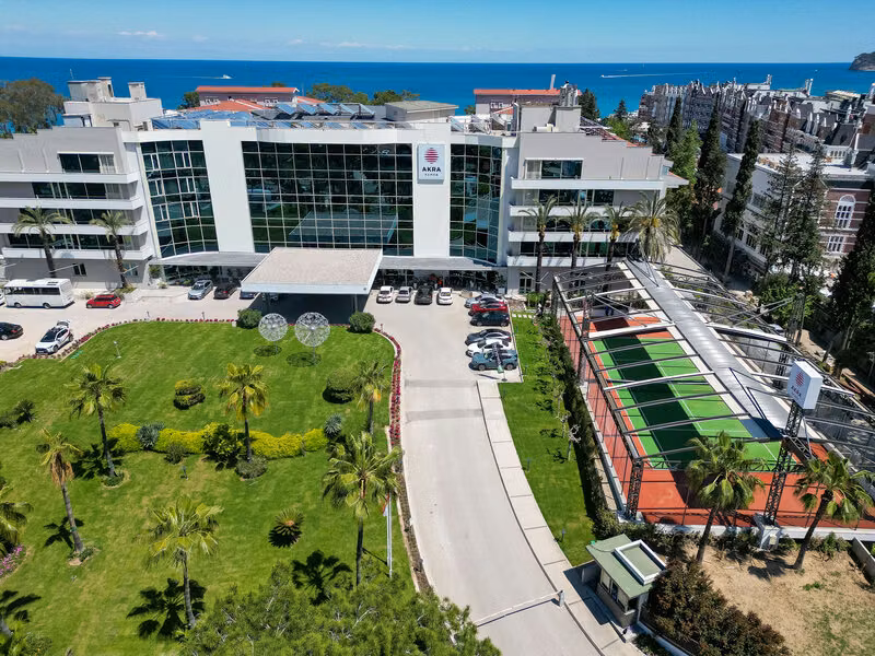 Akra Kemer
