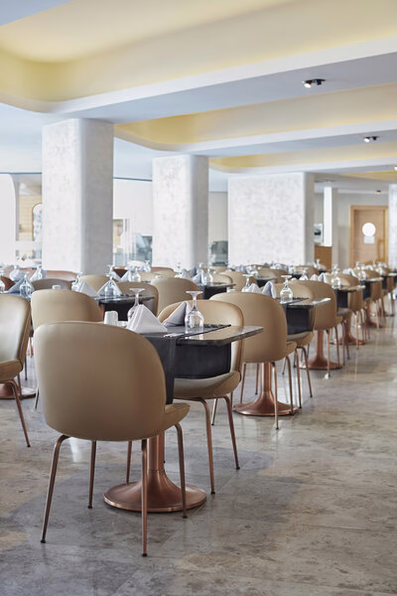 F2A65DF243AD326170F94BE5BF21B67A