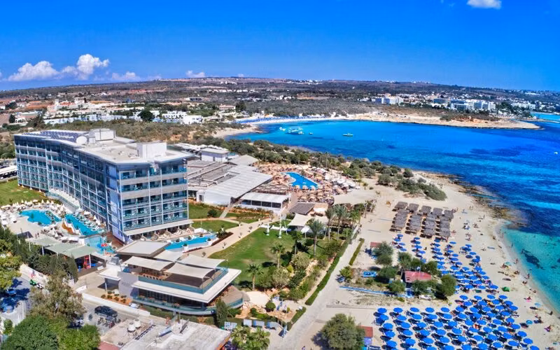 Asterias Beach Hotel