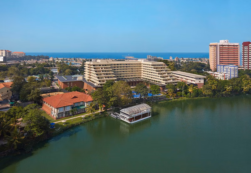 Cinnamon Lakeside Colombo