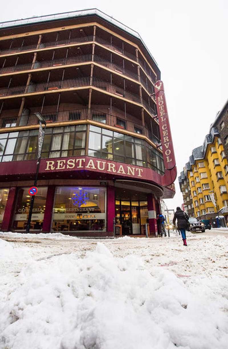 Cervol Hotel