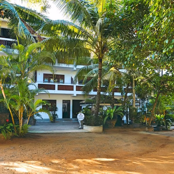 Amal Beach Hotel