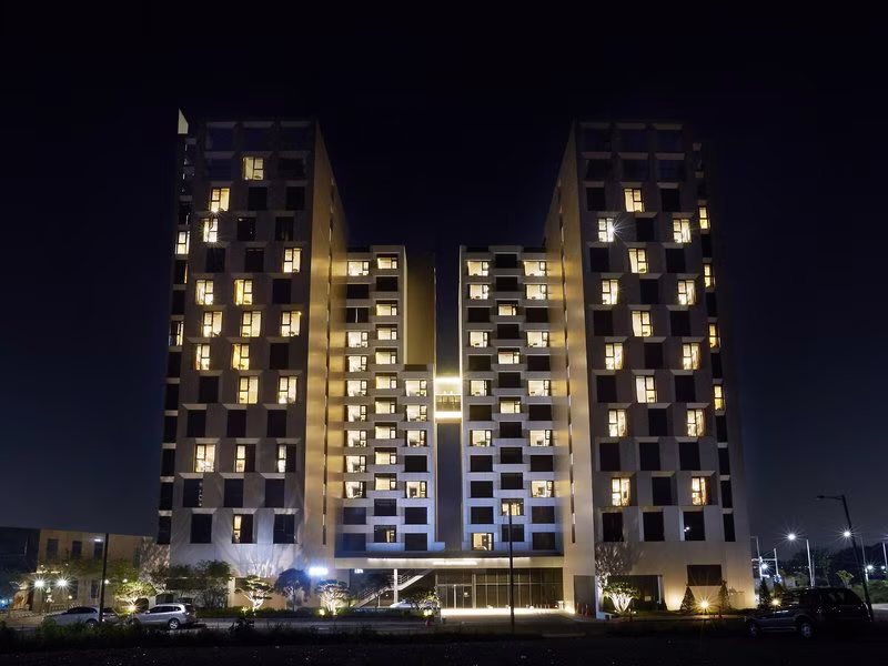 Royal Emporium Incheon Airport Hotel