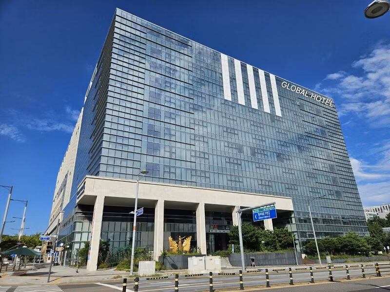 Incheon Airport Global Hotel & Suites