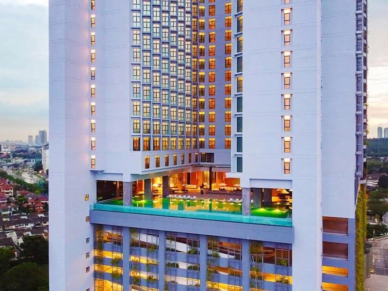 M World Hotel
