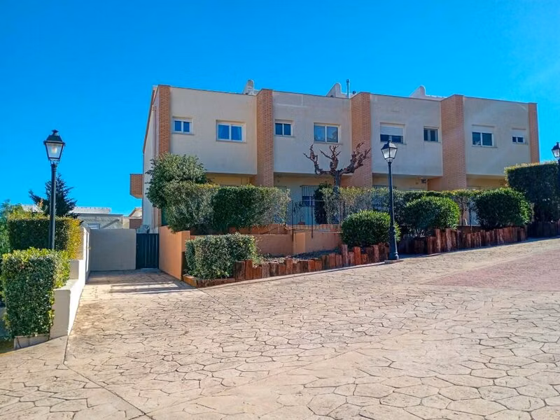 Apartamentos Residencial Estibaliz 3000