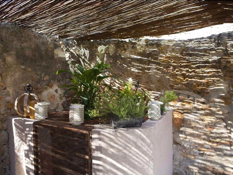 711006628C1887BAD9A2FC657748F1CD