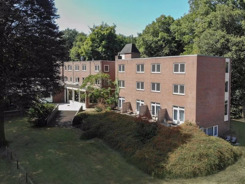 6DD6F34DB2469A39AC2D65C47686F9D7