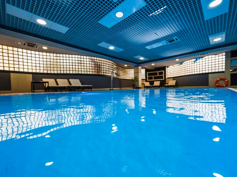 Hotel Holiday