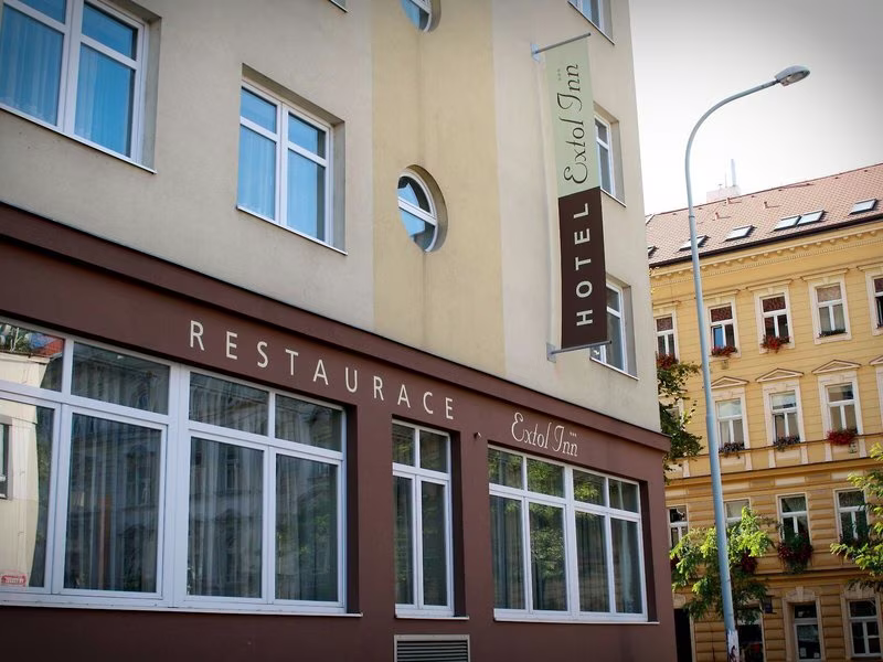 Colorfactory Spa Hotel