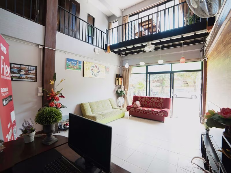 Krung Kao Traveller Lodge