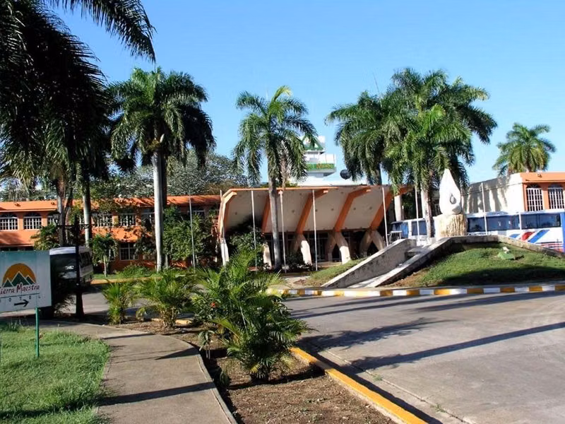 742796037FD956563A40EC4080598913