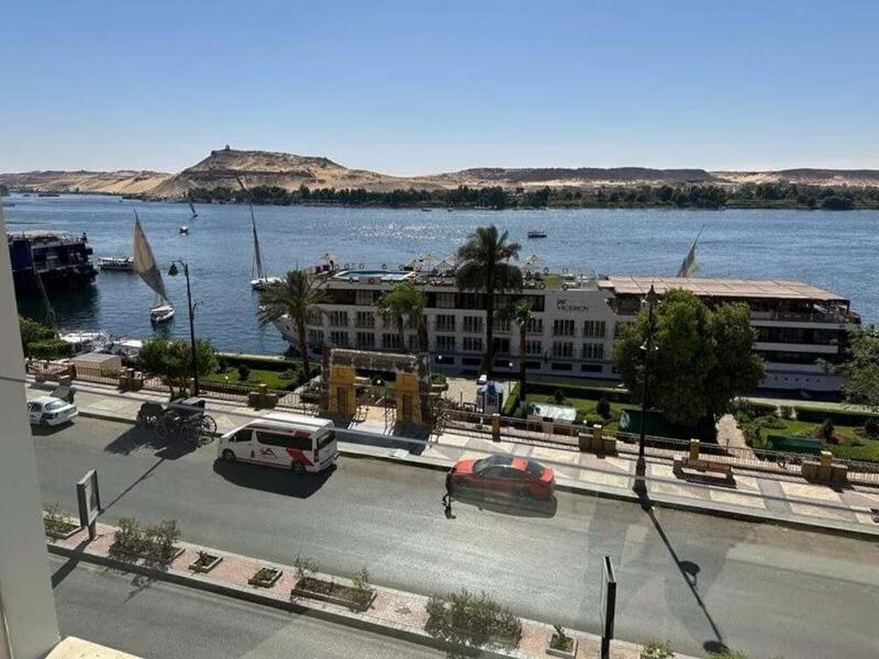 Obelisk Nile Towers