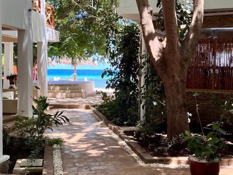 Double A Nungwi Beach Hotel