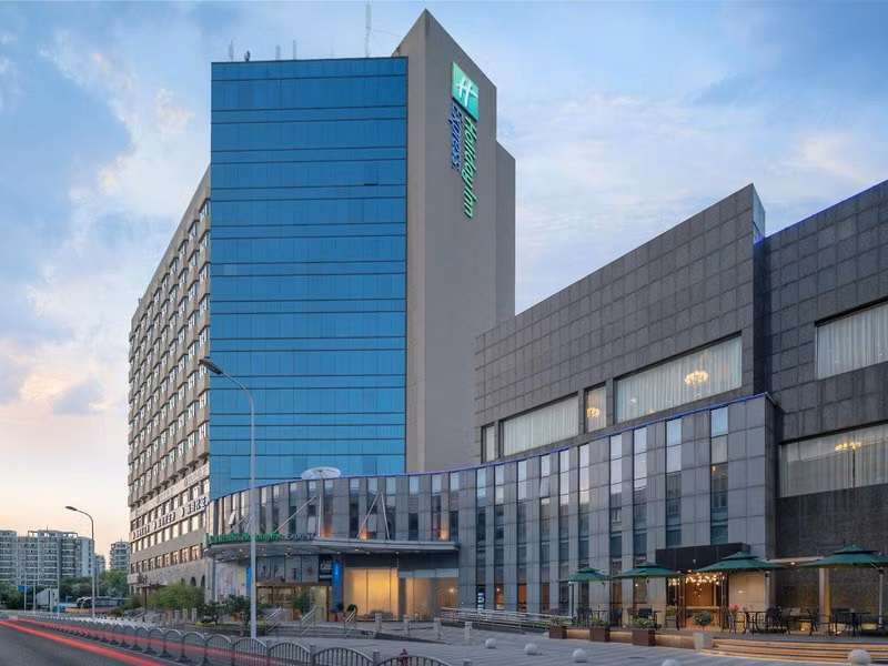 Holiday Inn Express Shanghai Jinqiao Central (Golden Bridge)