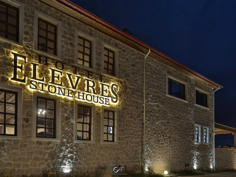 203629E6B4C4AFC128FA2F4DD3A56E5B
