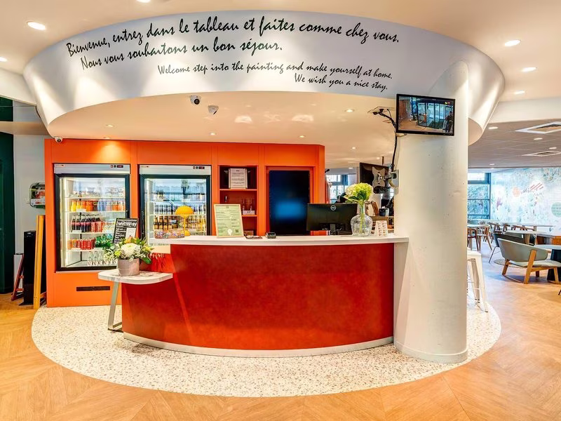 B&B HOME Rueil-Malmaison Gare