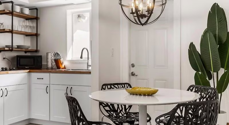 Alani Bay Premium Condos