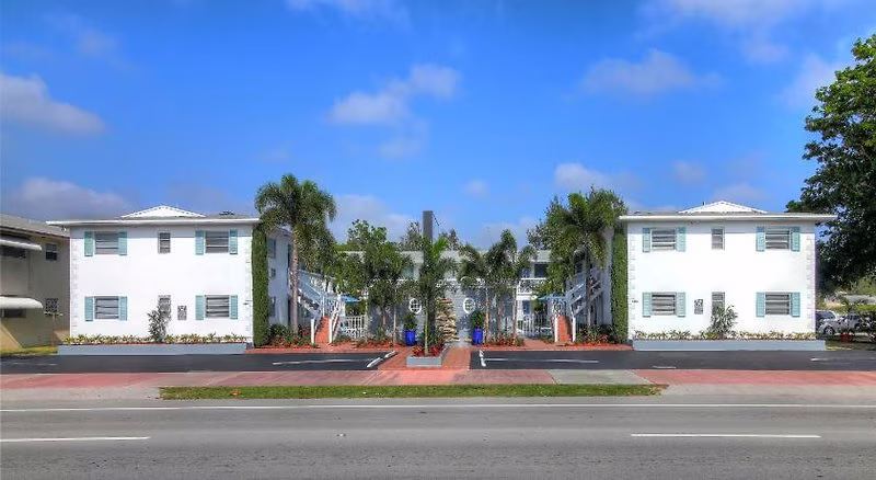 May-Dee Suites in Florida