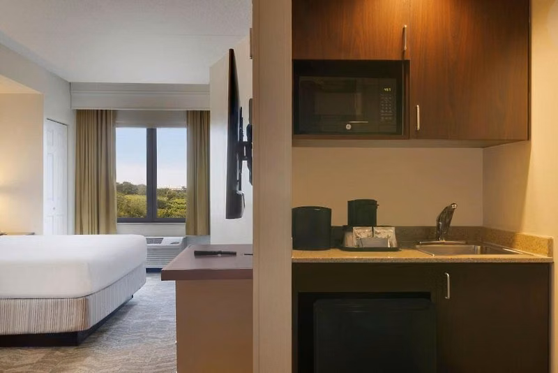 SpringHill Suites by Marriott Newark Liberty International Airport