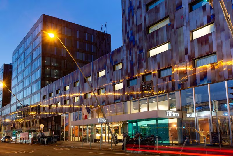 Hotel Lille Euralille, a Hilton Affiliate Hotel