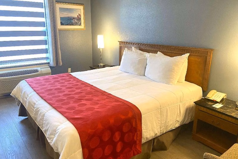 Ramada by Wyndham Los Angeles/Koreatown West