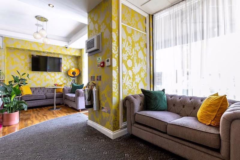 Shepherd's Bush Boutique Hotel