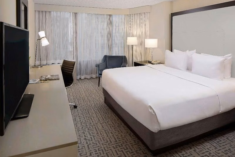 DoubleTree by Hilton Hotel Chicago - Magnificent Mile