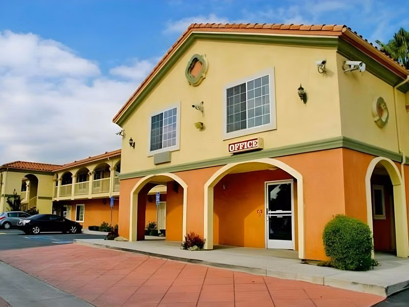 Crystal Inn Suites & Spas