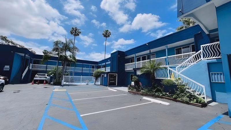 Hotel Hwood