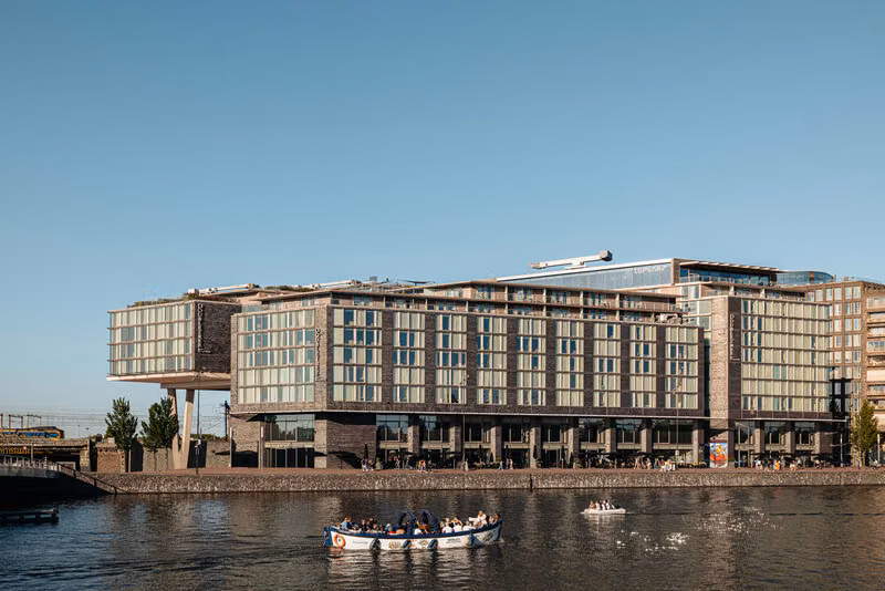 DoubleTree by Hilton Amsterdam Centraal Station