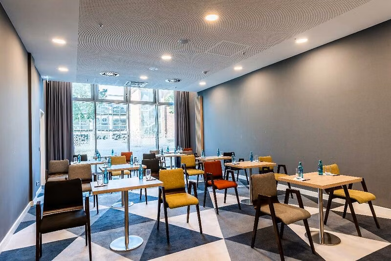 Premier Inn Koln City Sud